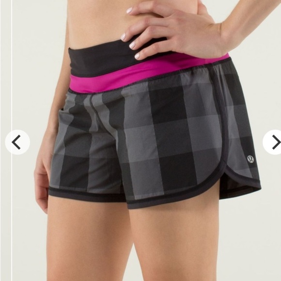 LULULEMON Groovy Run Short in Gros Gingham Size 6 - Picture 9 of 11